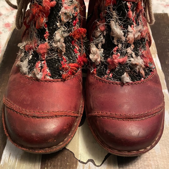 Rovers Women’s Boots - Picture 7 of 9